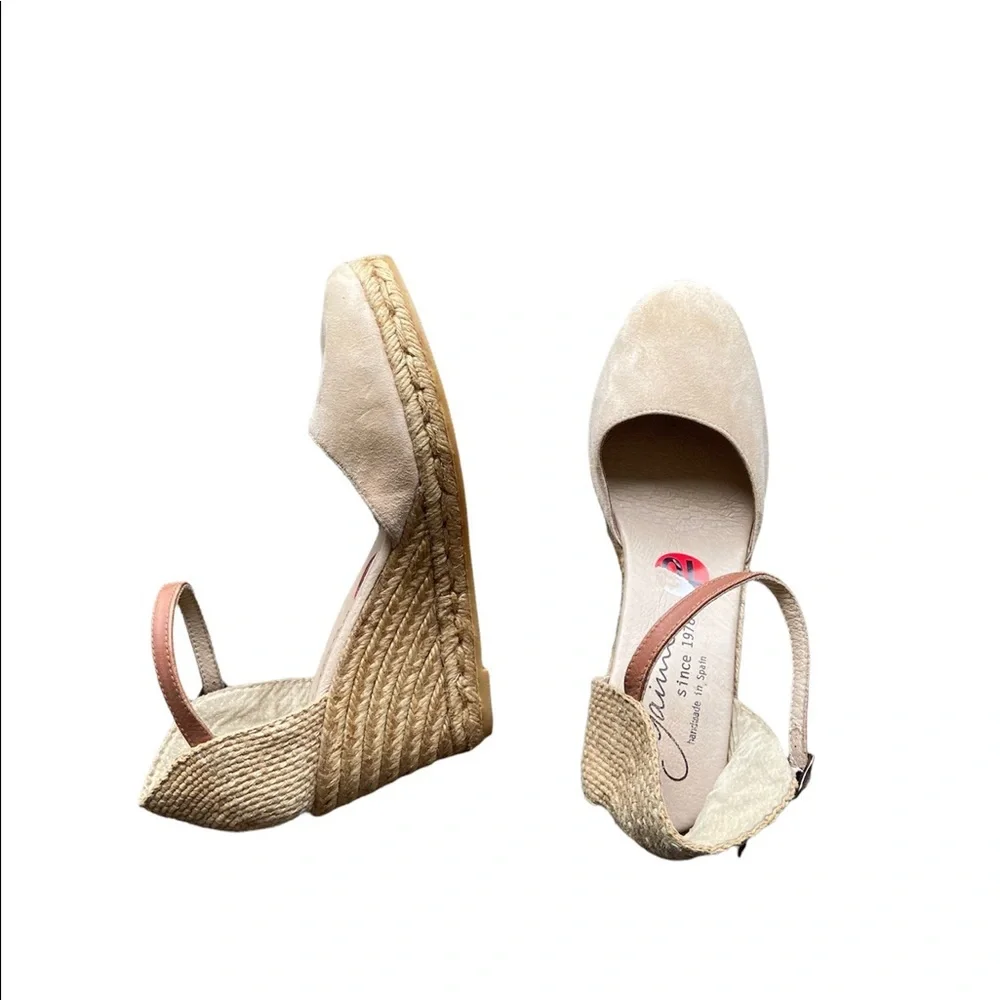 GAIMO Tan Wedge Espadrilles Sandals